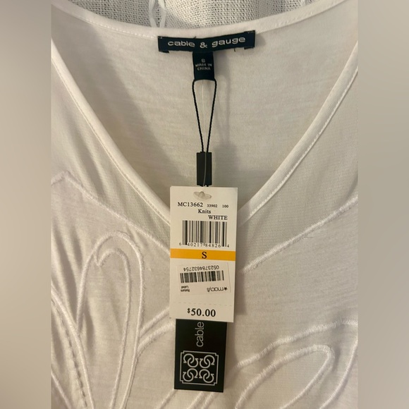 NWTs  Cable & Gauge white, sleeveless blouse/tank. Size S - Picture 2 of 4